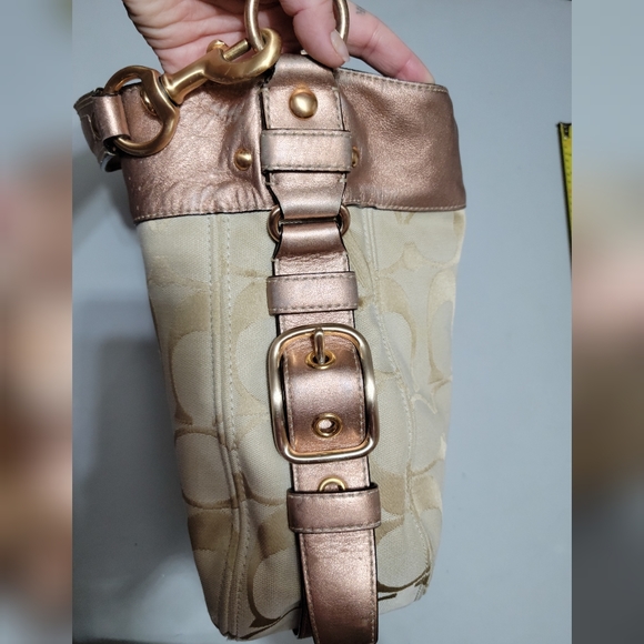 🩷RARE🩷 Authentic Coach Signature Metallic Rose Blush Large Shoulder Bag - Picture 7 of 16